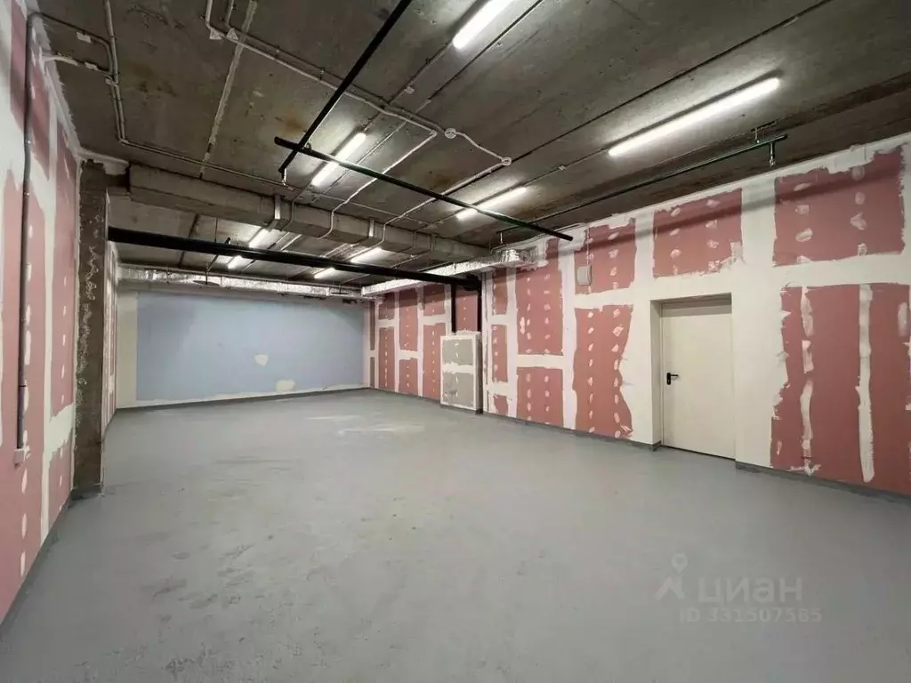 Склад в Москва Киевское шоссе, 22-й км, 4с2кВ (567 м) - Фото 1
