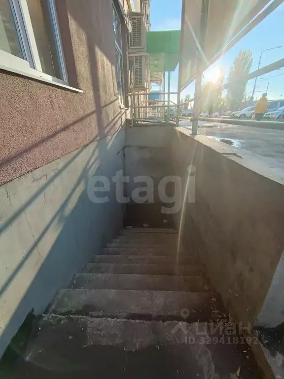 Помещение свободного назначения в Саратовская область, Энгельс просп. ... - Фото 0