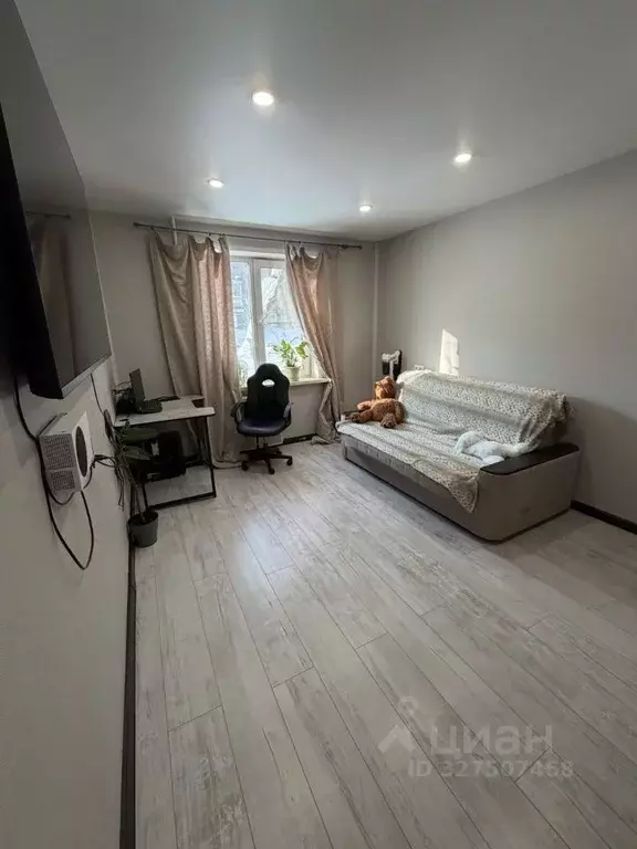 2-к кв. Кировская область, Киров ул. Защитников Отечества, 156 (54.3 ... - Фото 2