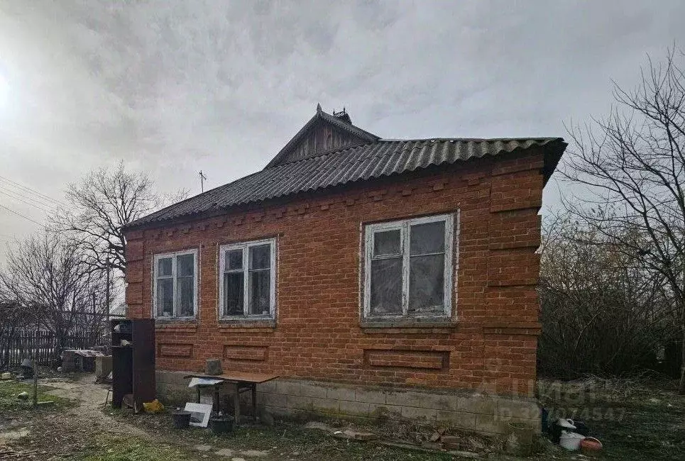 Дом в Краснодарский край, Абинский район, Варнавинское с/пос, с. ... - Фото 1