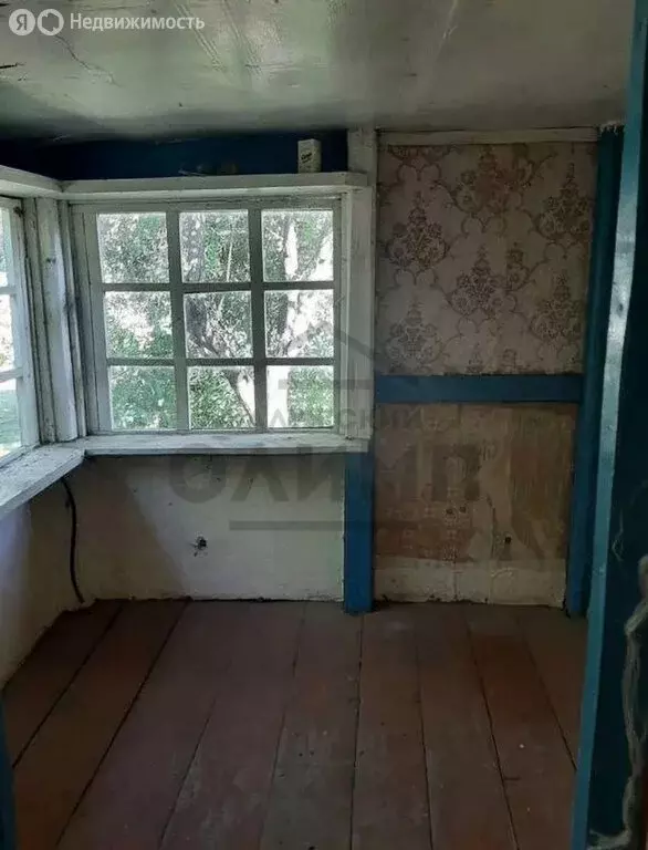 Дом в село Подбужье, Центральная улица (50.6 м) - Фото 1