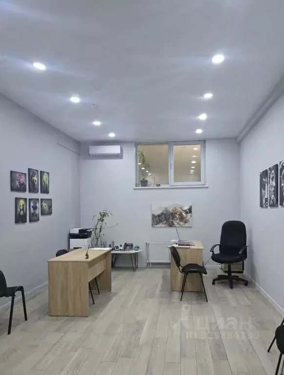 Помещение свободного назначения в Крым, Симферопольский район, с. ... - Фото 1