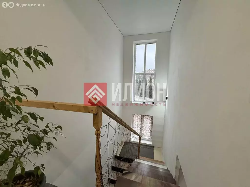 Дом в Севастополь, улица Петра Градова, 21В (163 м) - Фото 2