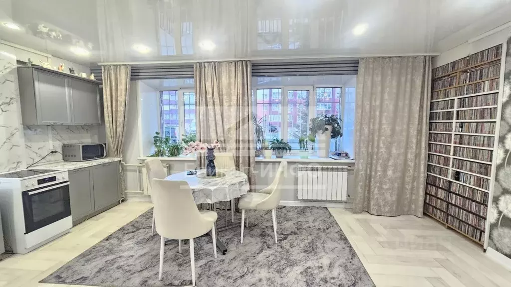 3-к кв. Иркутская область, Иркутск ул. Баумана, 229/7 (74.1 м) - Фото 1