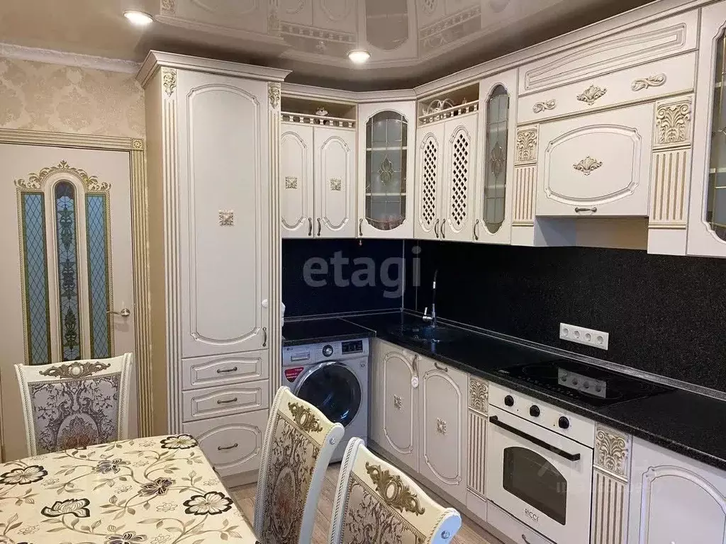 2-к кв. Волгоградская область, Волгоград ул. Хользунова, 36/1 (64.2 м) - Фото 1