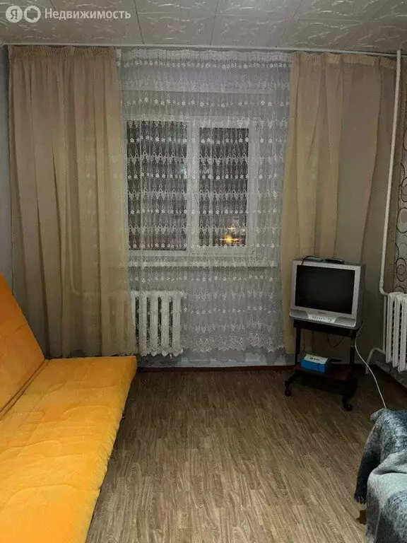 1-комнатная квартира: Октябрьский, 34-й микрорайон, 13А (29 м) - Фото 0