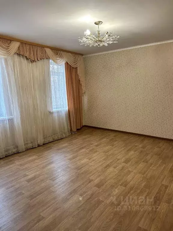 4-к кв. Саратовская область, Саратов ул. Имени Челюскинцев, 160 (50.9 ... - Фото 1