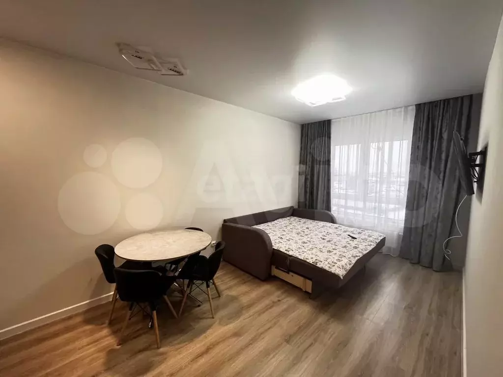 1-к. квартира, 45 м, 8/17 эт. - Фото 1