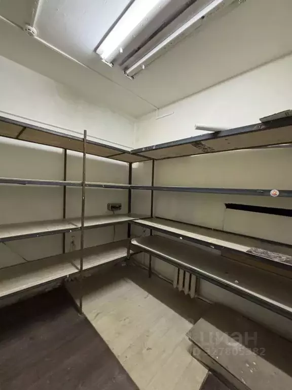 Склад в Коми, Сыктывкар ул. Ленина, 48 (11 м) - Фото 2