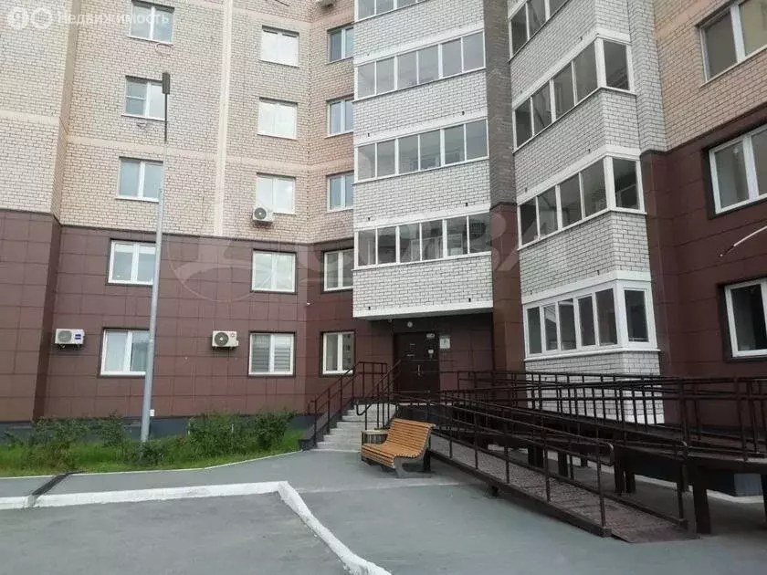 2-комнатная квартира: Тюмень, Амурская улица, 39 (75 м) - Фото 1