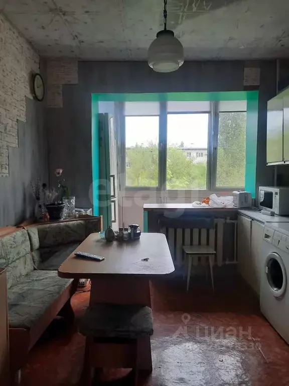 4-к кв. Саратовская область, Саратов ул. Имени В.М. Азина, 21 (78.0 м) - Фото 2