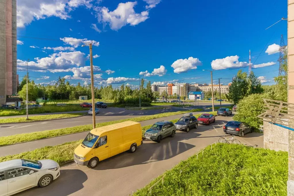 3-к кв. Карелия, Петрозаводск ул. Древлянка, 1 (65.7 м) - Фото 2