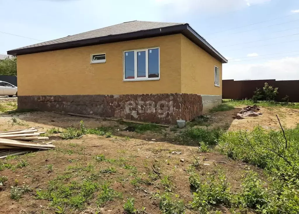 Дом в Саратовская область, Саратов Долина-123 СНТ, 365 (100 м) - Фото 1