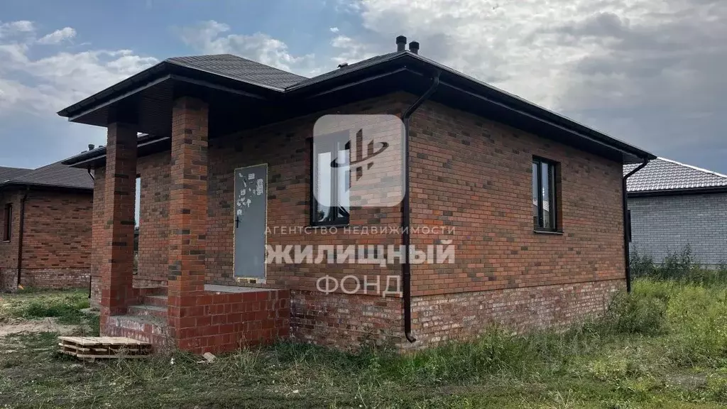 Дом в Саратовская область, Энгельсский район, Красноярское ... - Фото 2