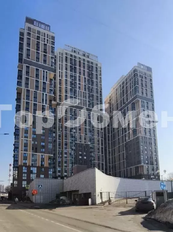 Продается 4-комнатная квартира - Фото 1