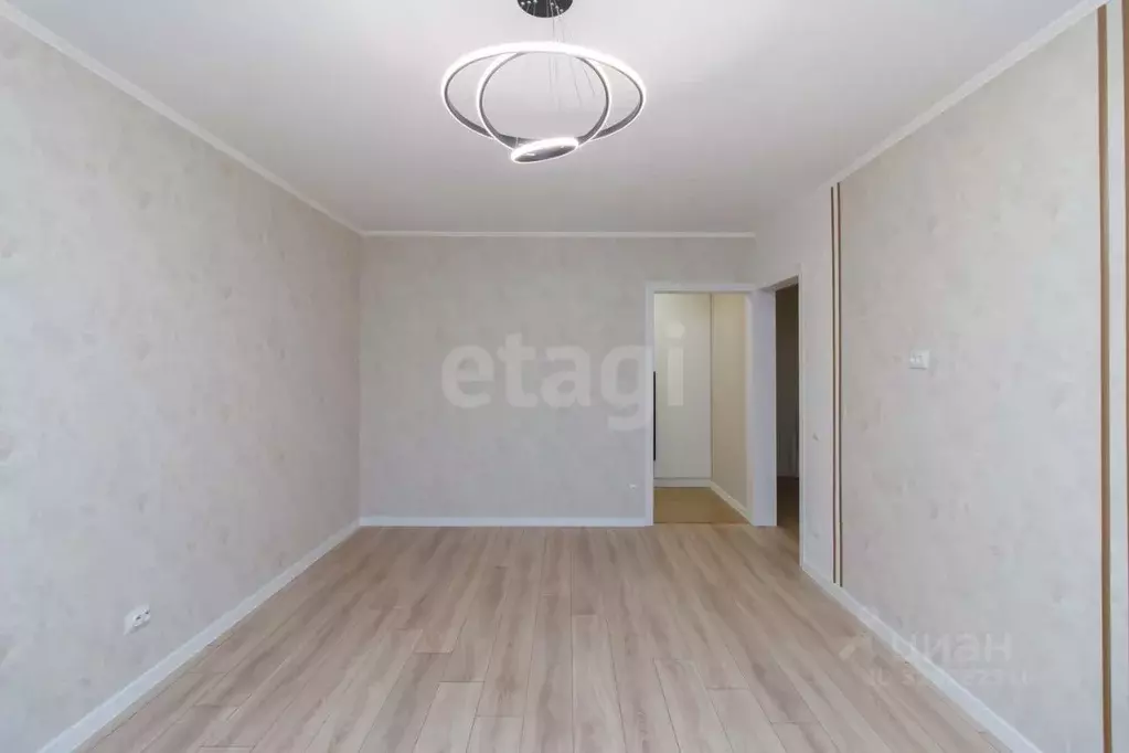 1-к кв. Тюменская область, Тюмень ул. Федюнинского, 60к2 (46.6 м) - Фото 0