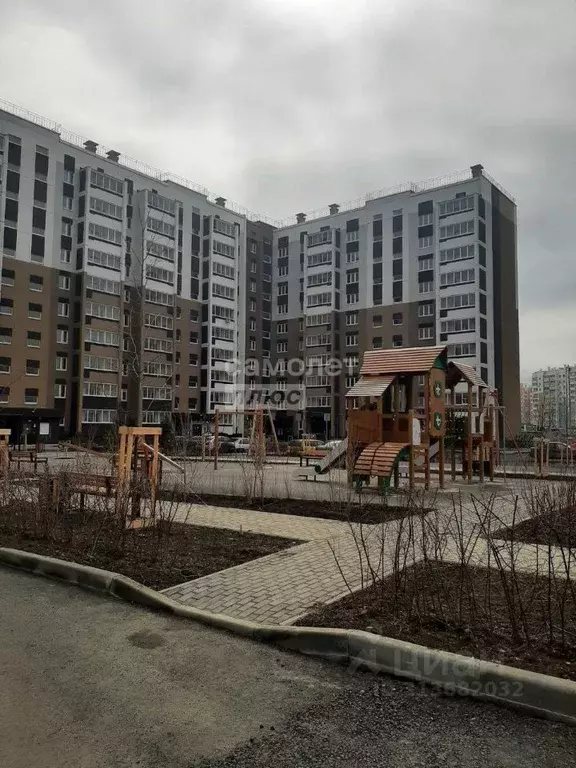 3-к кв. Челябинская область, Челябинск просп. Краснопольский, 30 (54.0 ... - Фото 0