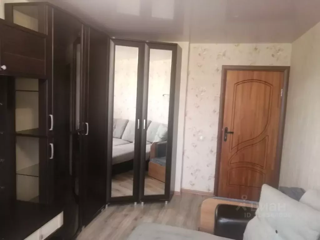 Комната Свердловская область, Екатеринбург ул. Новгородцевой, 3 - Фото 1