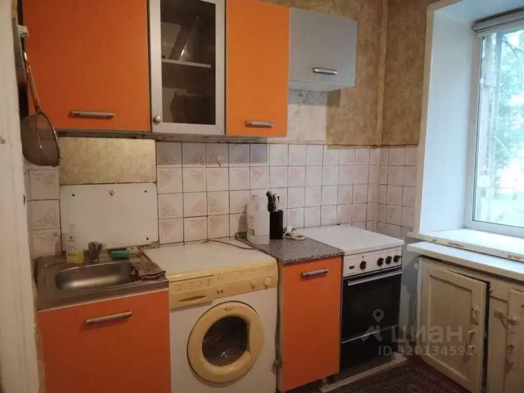 1-к кв. Кемеровская область, Новокузнецк Горьковская ул., 18 (30.7 м) - Фото 1