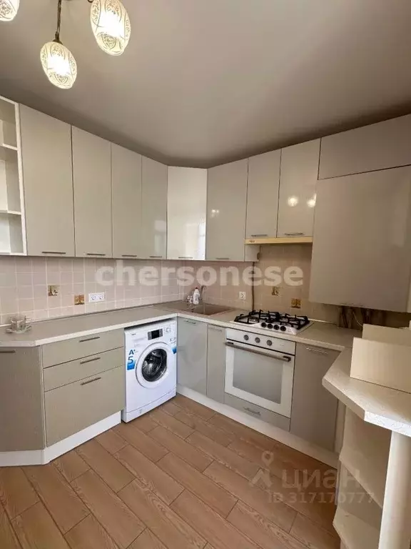 5-к кв. Севастополь ул. Адмирала Макарова, 4В (180.0 м) - Фото 1