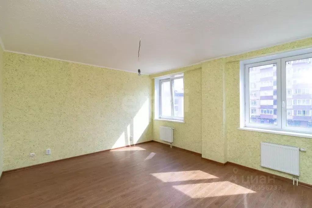 2-к кв. Тюменская область, Тюмень Заречный проезд, 39Ак1 (75.8 м) - Фото 1