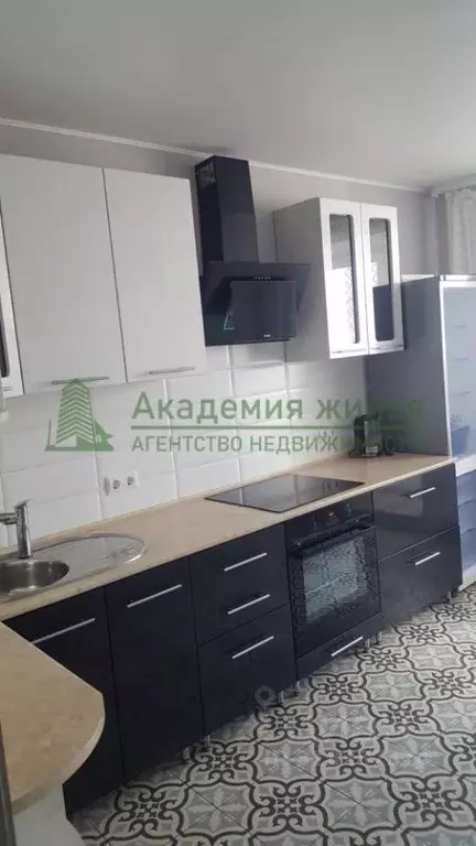 2-к кв. Саратовская область, Саратов ул. Усть-Курдюмская, 21 (55.3 м) - Фото 0