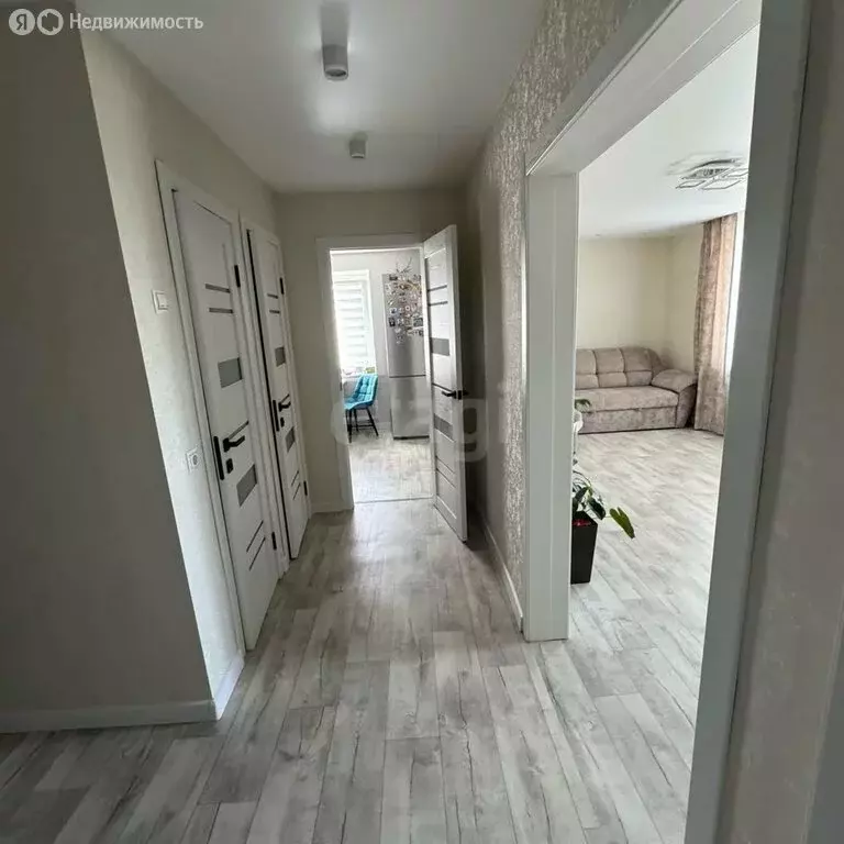 4-комнатная квартира: Заводоуковск, Профсоюзная улица, 2А (74 м) - Фото 1