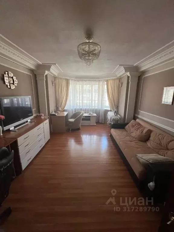 3-к кв. Пермский край, Пермь ул. Максима Горького, 21 (95.5 м) - Фото 0