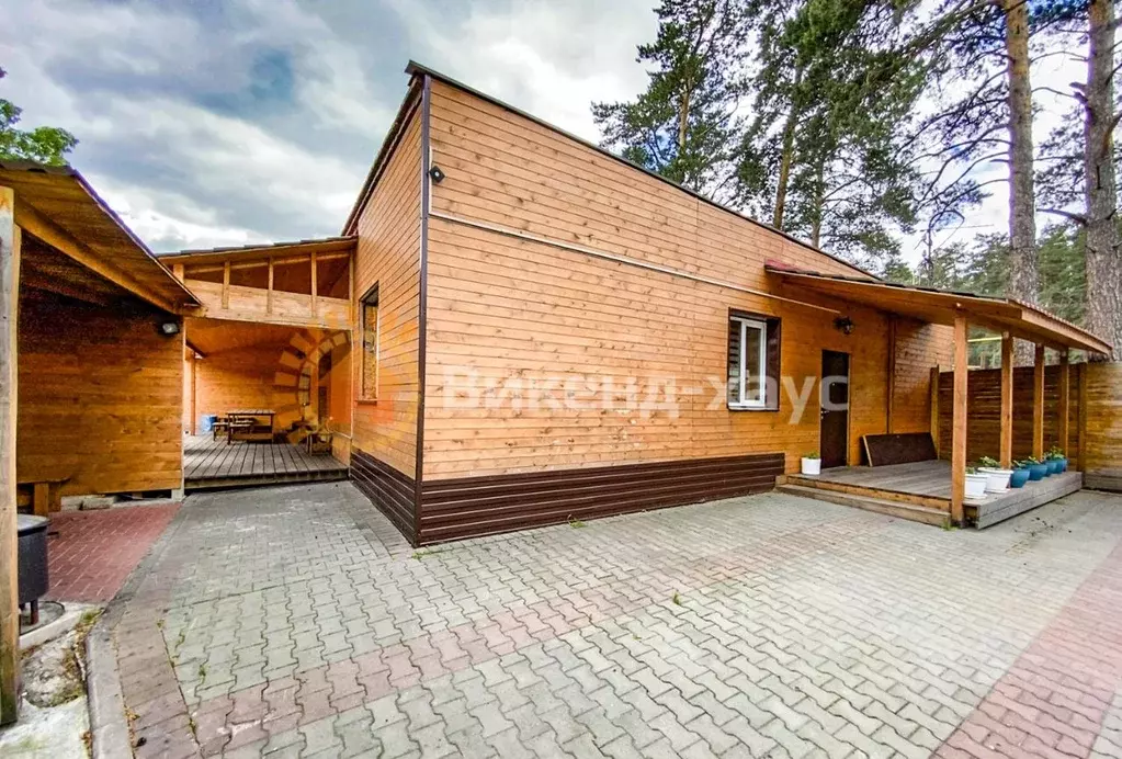 Дом в Новосибирская область, Новосибирск Рощинская ул. (200 м) - Фото 2