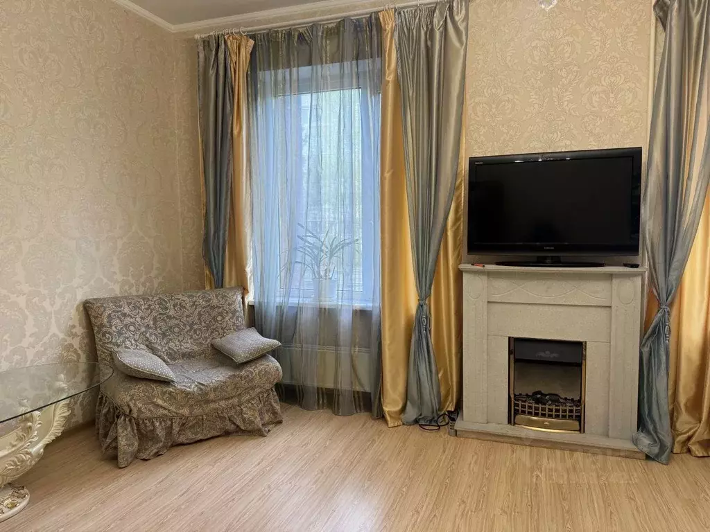2-к кв. Ленинградская область, Гатчина ул. 7-й Армии, 5 (70.0 м) - Фото 2