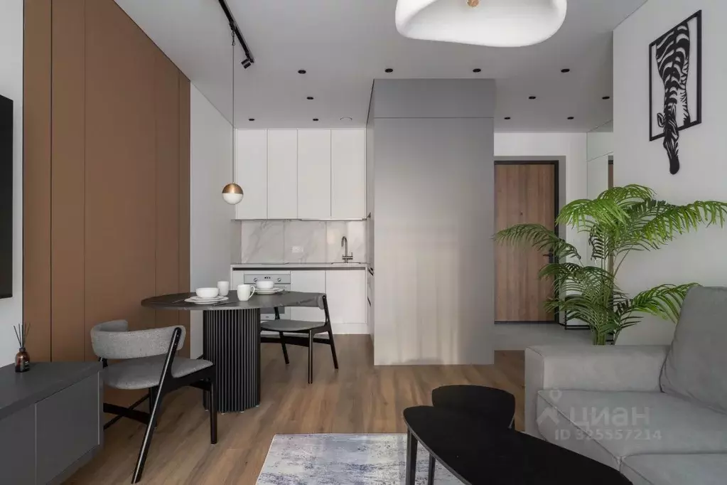 1-к кв. Свердловская область, Екатеринбург ул. Нагорная, 16 (51.8 м) - Фото 2