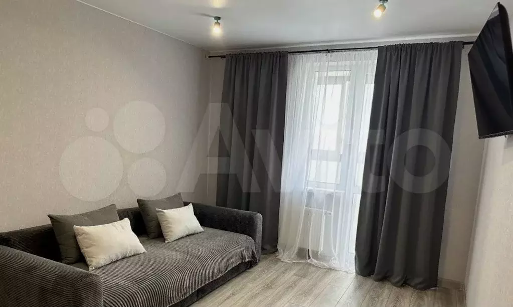 1-к. квартира, 35 м, 3/6 эт. - Фото 0
