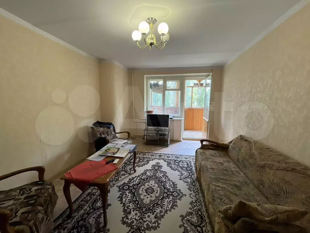 3-к. квартира, 60 м, 4/5 эт. - Фото 0