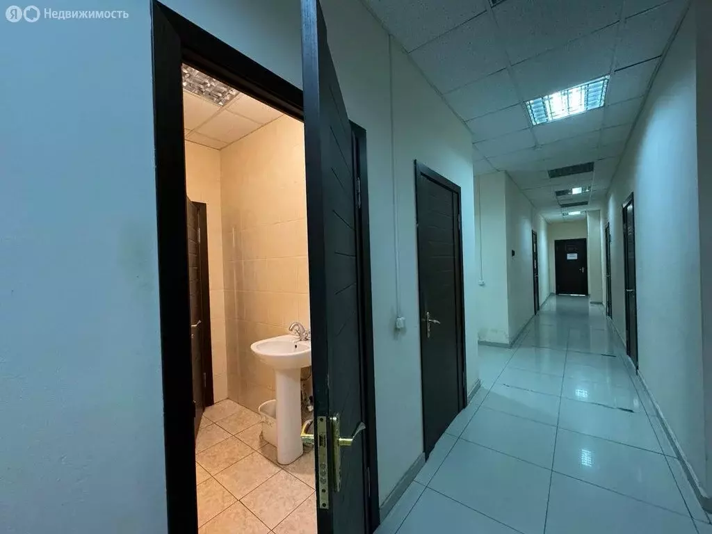 Офис (25 м) - Фото 2