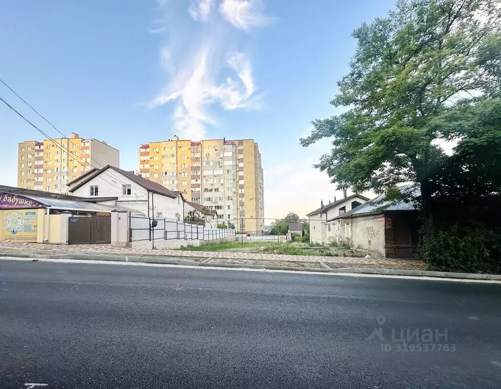 Участок в Ставропольский край, Ставрополь ул. Розы Люксембург, 46А ... - Фото 0