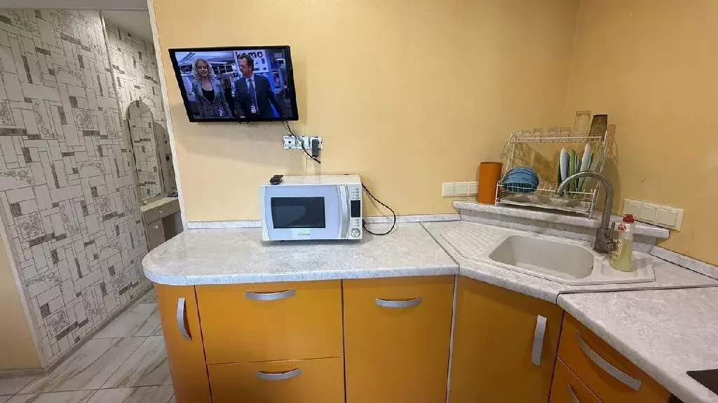 Продается 2-комнатная квартира - Фото 1