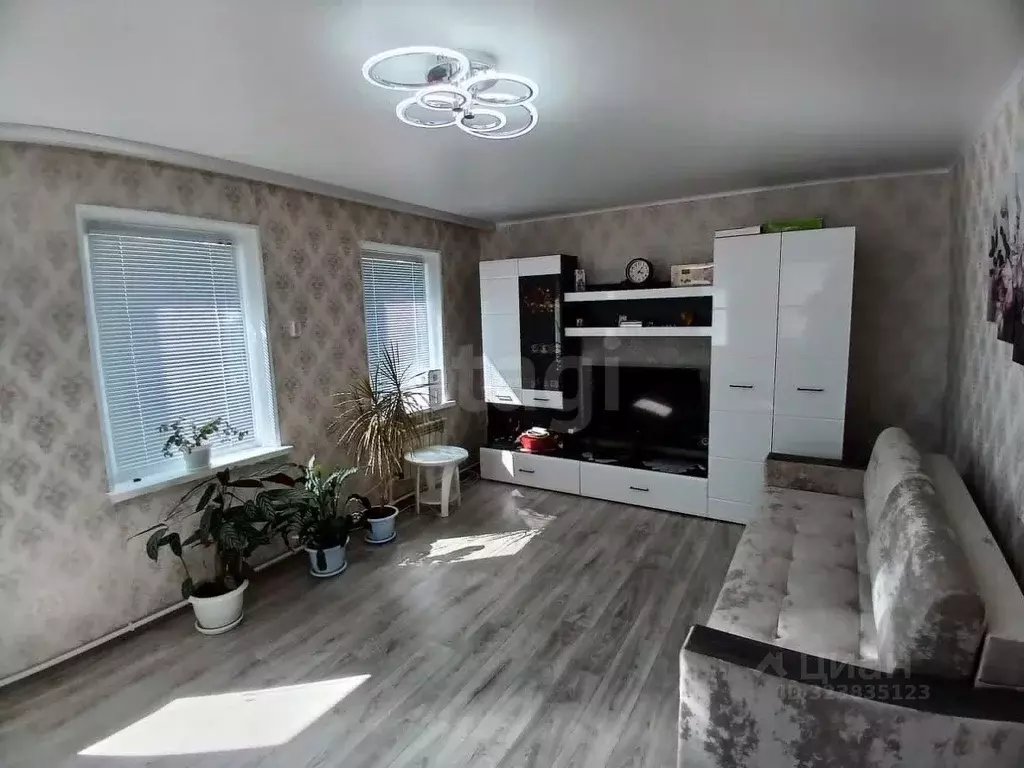 Дом в Челябинская область, Еманжелинск ул. Молодежная, 36 (45 м) - Фото 1