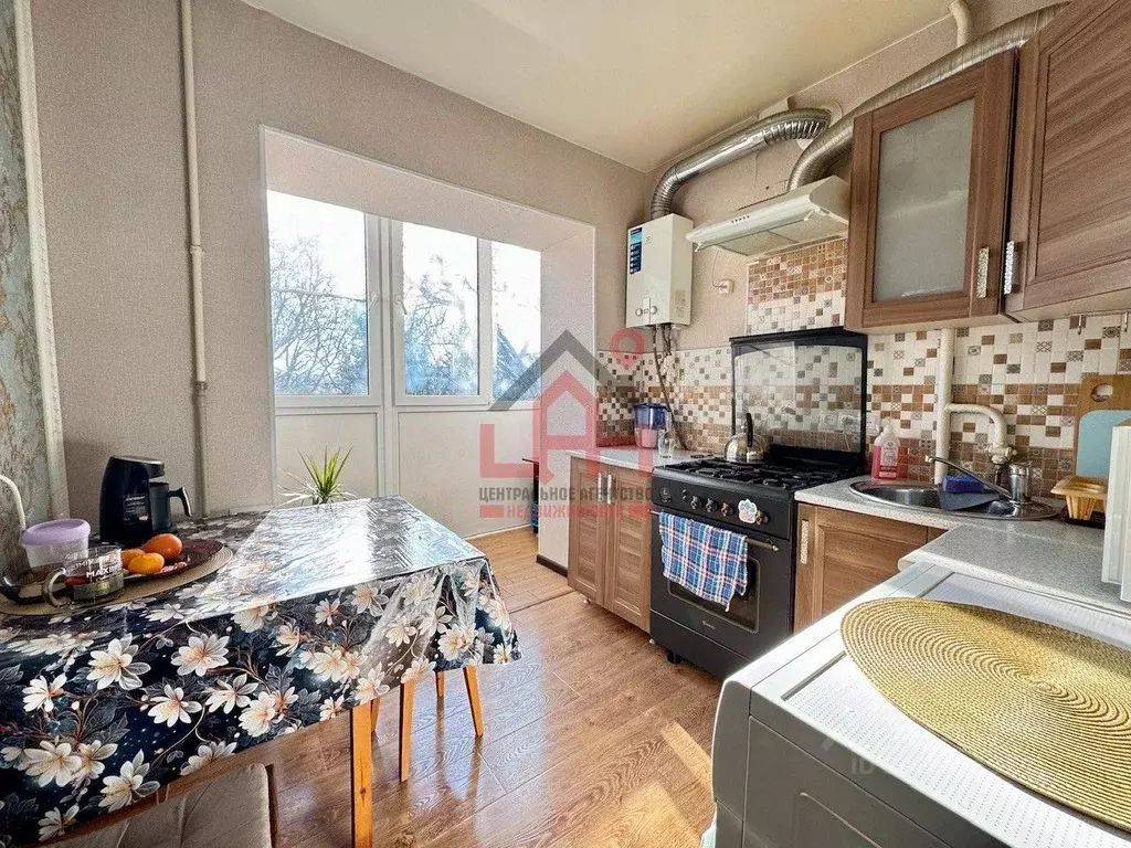 3-к кв. Ставропольский край, Ессентуки Пятигорская ул., 124 (46.5 м) - Фото 1