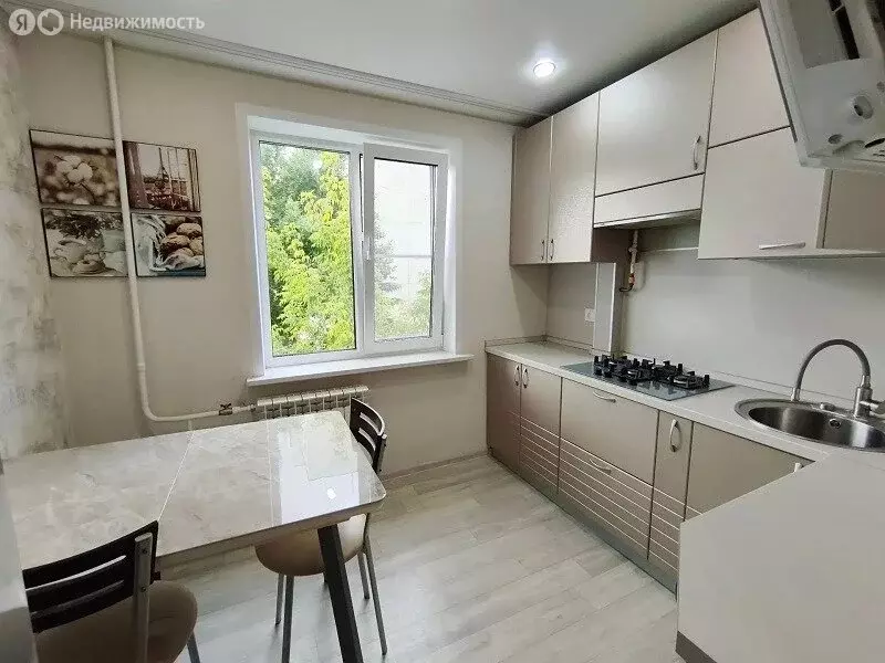 1-комнатная квартира: Тверь, улица Склизкова, 70к2 (38.4 м) - Фото 2