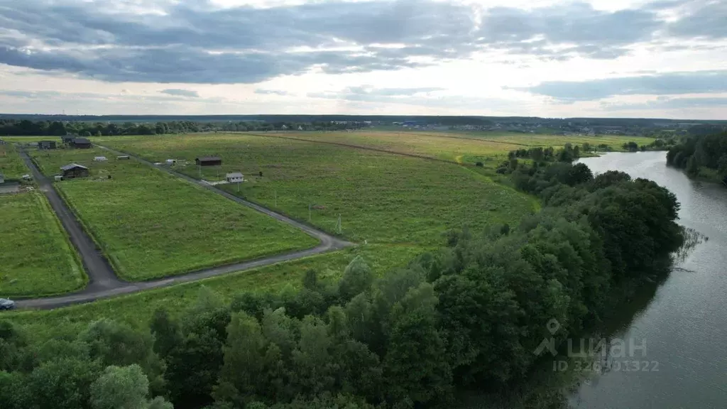 Участок в Московская область, Домодедово городской округ, д. Артемьево ... - Фото 1
