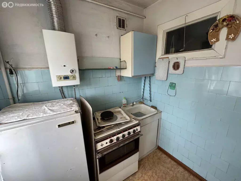 3-комнатная квартира: Боровичи, улица Кропоткина, 5 (48.6 м) - Фото 2