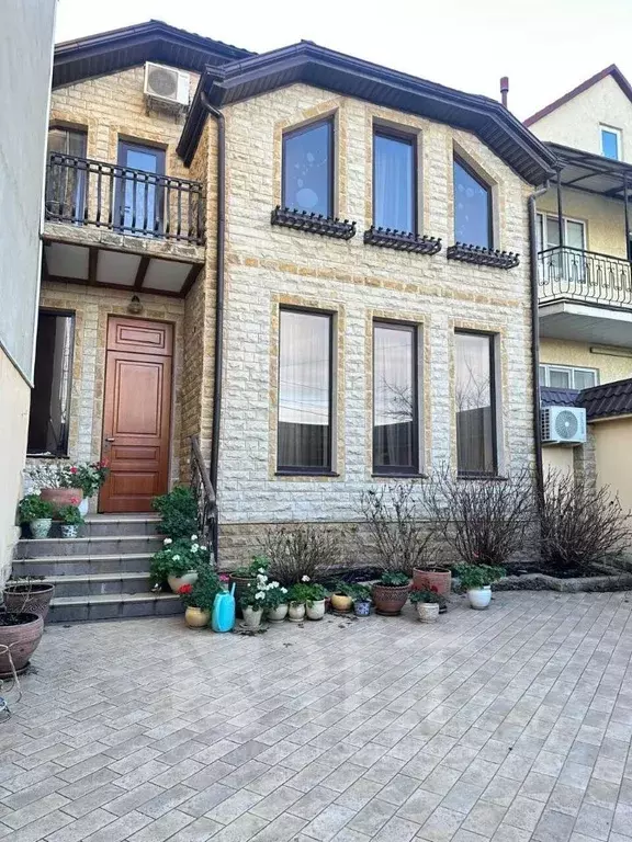 Дом в Дагестан, Махачкала ул. Камалова, 48 (220 м) - Фото 1