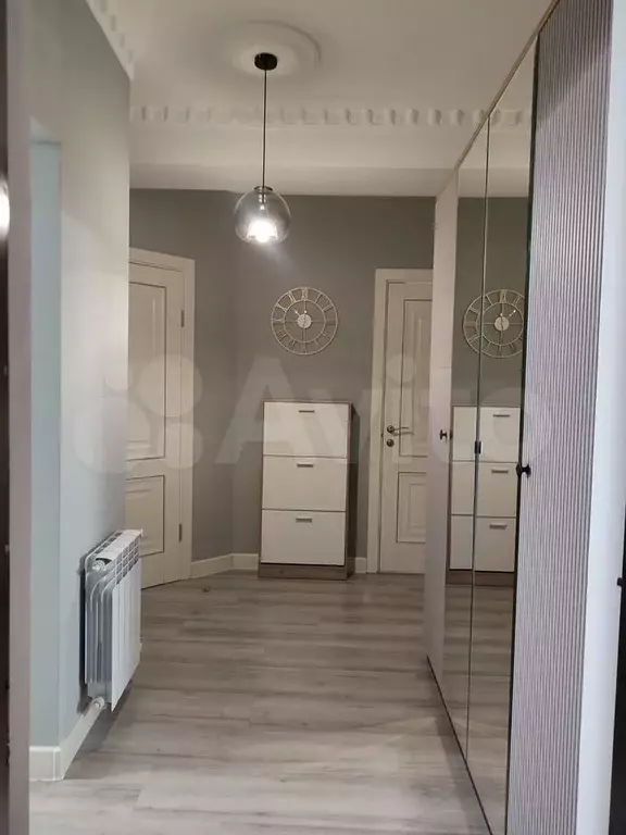 2-к. квартира, 400 м, 2/4 эт. - Фото 0