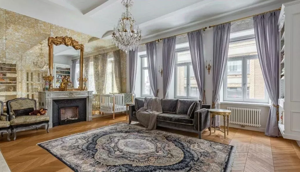 2-к кв. Москва Никольская ул., 10/2С2б (105.0 м) - Фото 0