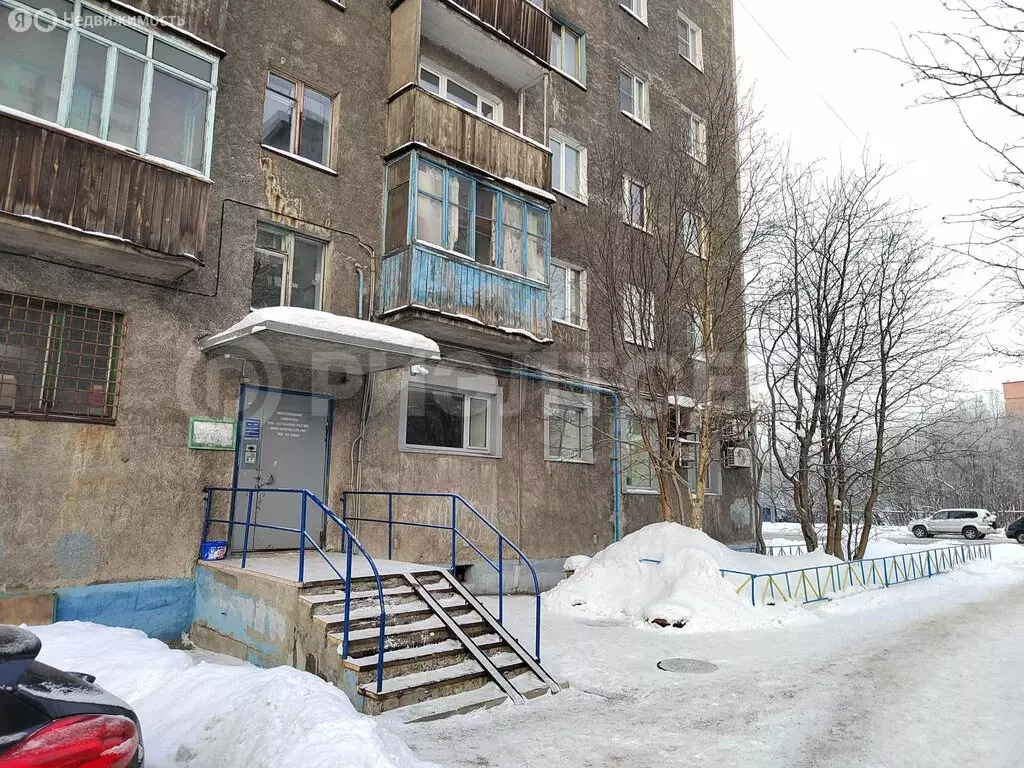 1-комнатная квартира: Мурманск, улица Адмирала Флота Лобова, 19 (33.2 ... - Фото 1