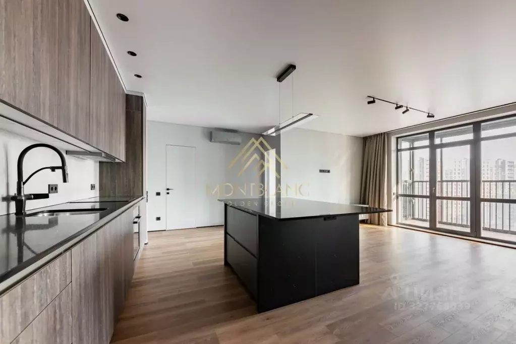 3-к кв. Санкт-Петербург бул. Александра Грина, 2к2 (105.0 м) - Фото 1