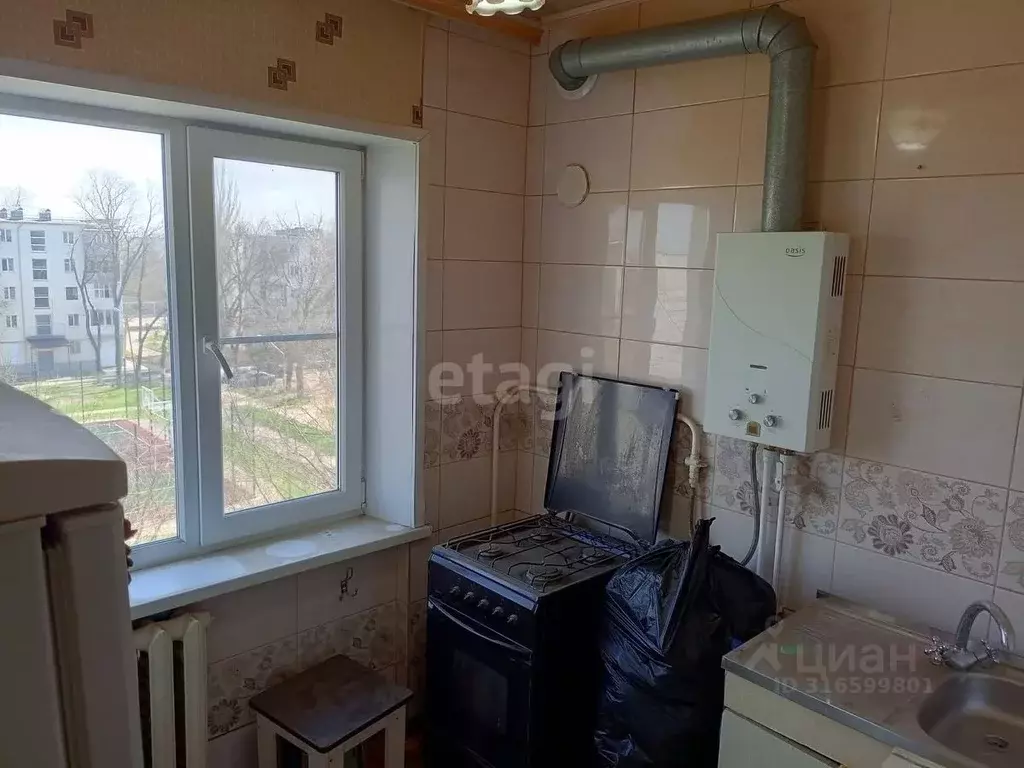 3-к кв. Краснодарский край, Ейск Октябрьская ул. (59.6 м) - Фото 0