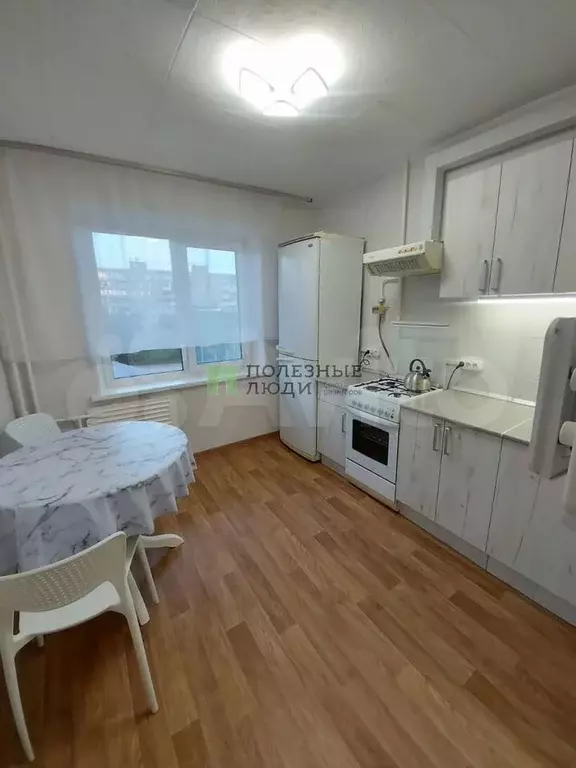 1-к. квартира, 40 м, 5/9 эт. - Фото 0