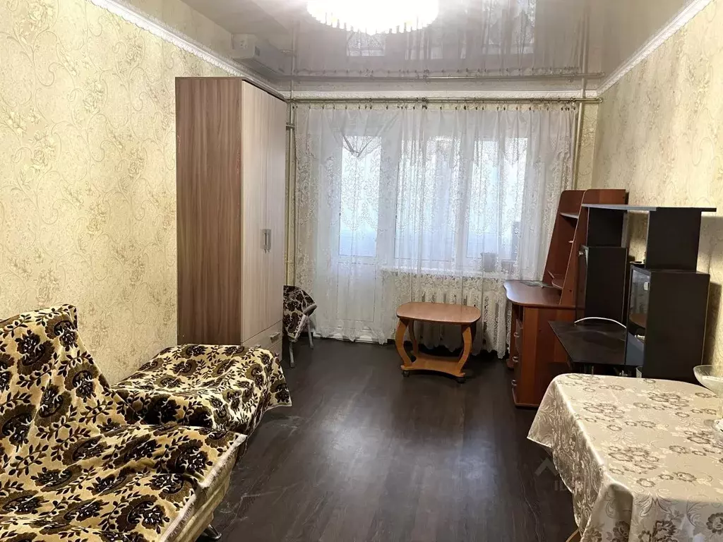 2-к кв. Саратовская область, Энгельс 1-й мкр, 9 (45.5 м) - Фото 0