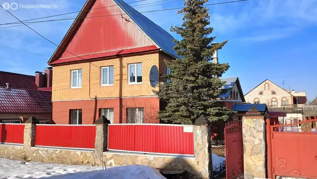 Дом в село Загородный, улица Бунина (188.5 м) - Фото 1